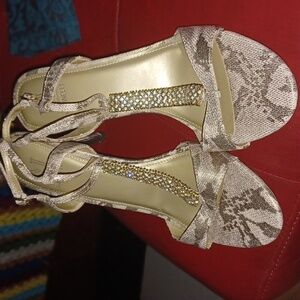 Marinelli Beautiful Gold/Silver T Strap Crocodile Rhinestone Heels, sz 9